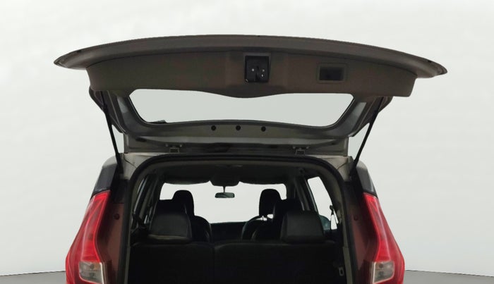 2018 Mahindra MARAZZO M2 7STR, Diesel, Manual, 85,222 km, Boot Door Open