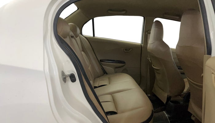 2014 Honda Amaze 1.2L I-VTEC S, Petrol, Manual, 59,895 km, Right Side Rear Door Cabin