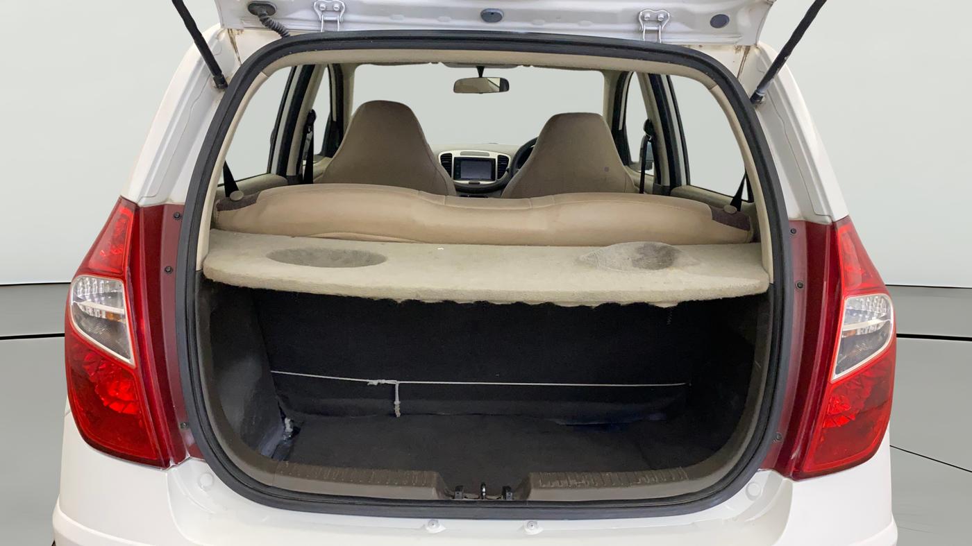 2015 Hyundai i10 MAGNA 1.1, Petrol, Manual, 58,623 km, Boot Open Zoomed View