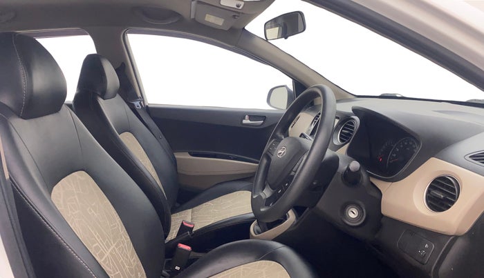 2020 Hyundai Grand i10 SPORTZ 1.2 KAPPA VTVT, Petrol, Manual, 17,111 km, Right Side Front Door Cabin