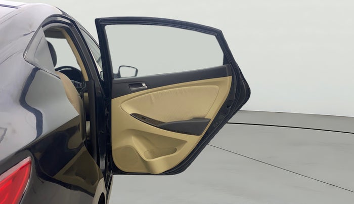 2016 Hyundai Verna 1.6 VTVT S AT, Petrol, Automatic, 53,415 km, RHS Rear Door