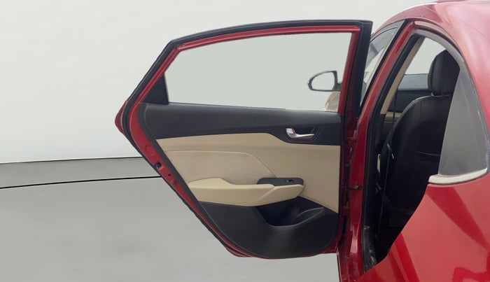 2017 Hyundai Verna 1.6 EX PETROL, Petrol, Manual, 42,658 km, LHS Rear Door