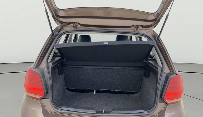 2019 Volkswagen Polo HIGHLINE PLUS 1.0, Petrol, Manual, 36,871 km, Boot Open Zoomed View