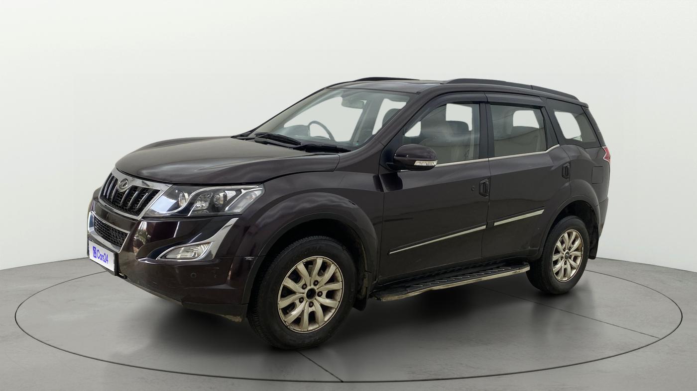 2017 Mahindra XUV500 W10 AT, Diesel, Automatic, 56,401 km, Left Front Diagonal