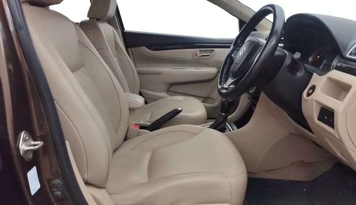 2018 Maruti Ciaz ALPHA  AT 1.4  PETROL, Petrol, Automatic, 1,19,600 km, Right Side Front Door Cabin