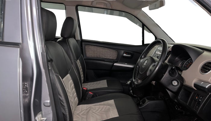 2014 Maruti Wagon R 1.0 VXI, Petrol, Manual, 75,577 km, Right Side Front Door Cabin