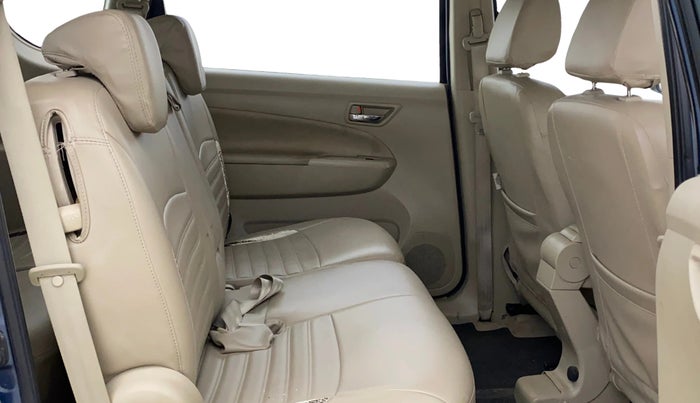 2016 Maruti Ertiga VXI CNG, CNG, Manual, 69,392 km, Right Side Rear Door Cabin