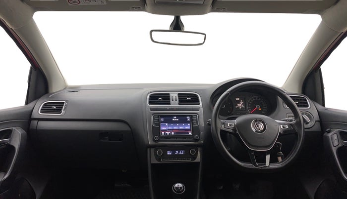 2017 Volkswagen Polo HIGHLINE PLUS 1.2(16 ALLOY, Petrol, Manual, 1,04,272 km, Dashboard