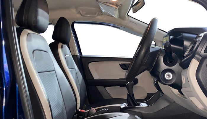 2024 Tata ALTROZ XM PLUS PETROL, Petrol, Manual, 9,185 km, Right Side Front Door Cabin