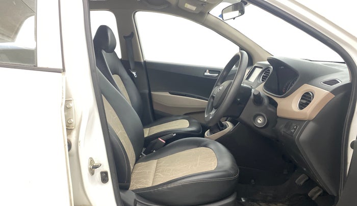 2019 Hyundai Grand i10 SPORTZ 1.2 KAPPA VTVT, Petrol, Manual, 56,352 km, Right Side Front Door Cabin