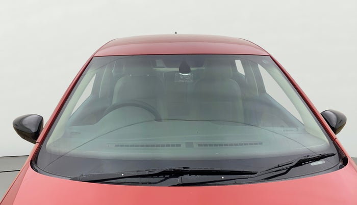 2019 Volkswagen Vento HIGHLINE DIESEL 1.5, Diesel, Manual, 1,33,655 km, Front Windshield