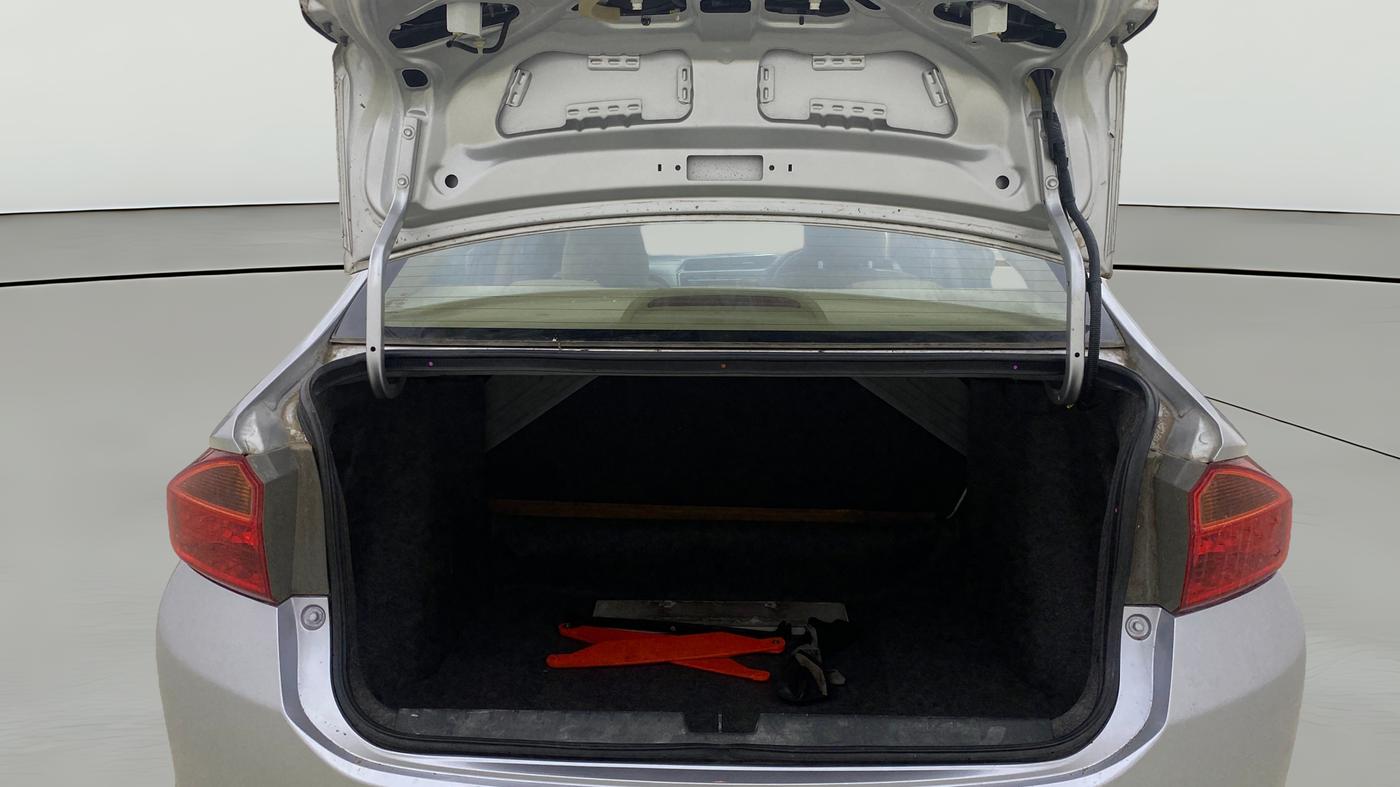 2015 Honda City 1.5L I-VTEC SV, Petrol, Manual, 68,812 km, Boot Open Zoomed View