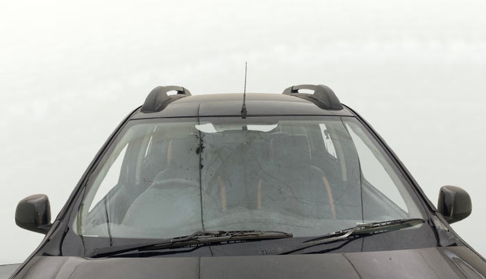 2014 Renault Duster 85 PS RXE DIESEL, Diesel, Manual, 1,22,542 km, Front Windshield