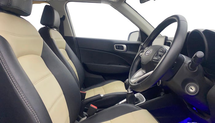 2022 Hyundai VENUE SX 1.0 TURBO, Petrol, Manual, 58,032 km, Right Side Front Door Cabin