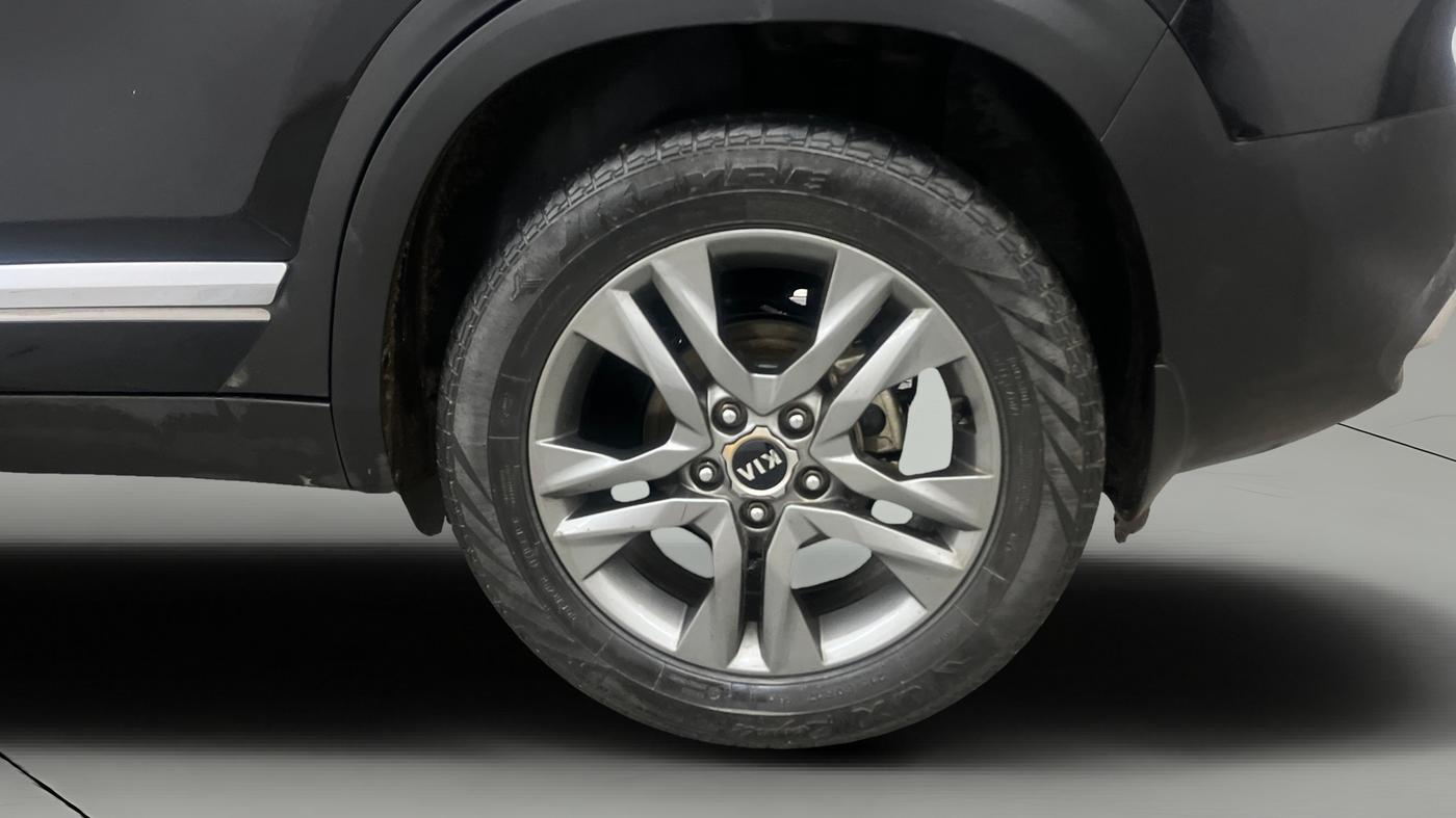 2021 KIA SELTOS HTX 1.5 PETROL, Petrol, Manual, 77,768 km, Left Rear Wheel