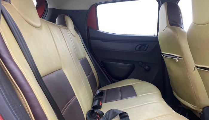 2016 Renault Kwid RXT 0.8, Petrol, Manual, 13,357 km, Right Side Rear Door Cabin