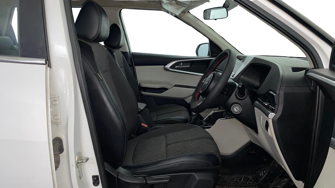 2023 KIA CARENS PRESTIGE 1.5 PETROL 7 STR, Petrol, Manual, 38,215 km, Right Side Front Door Cabin