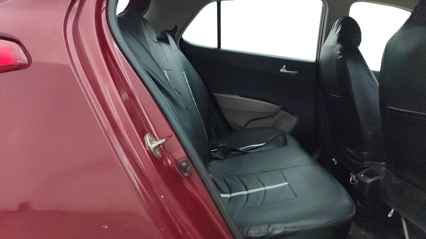 2014 Hyundai Grand i10 SPORTZ AT 1.2 KAPPA VTVT, Petrol, Automatic, 98,336 km, Right Side Rear Door Cabin