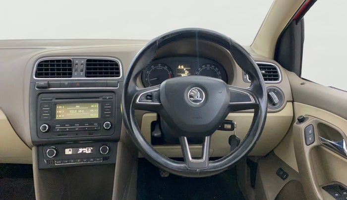 2015 Skoda Rapid ELEGANCE 1.6 MPI MT, Petrol, Manual, 78,320 km, Steering Wheel Close Up