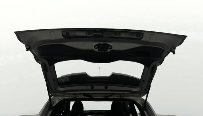 2022 Nissan MAGNITE XV TURBO, Petrol, Manual, 95,437 km, Boot Door Open