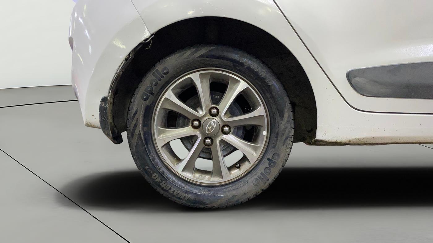 2015 Hyundai Grand i10 ASTA (O) 1.2 KAPPA VTVT, Petrol, Manual, 46,142 km, Right Rear Wheel