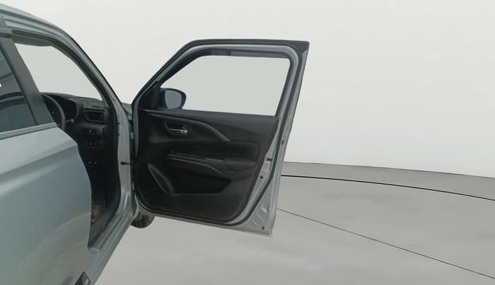 2024 Maruti Swift VXi AMT, Petrol, Automatic, 68,450 km, RHS Front Door