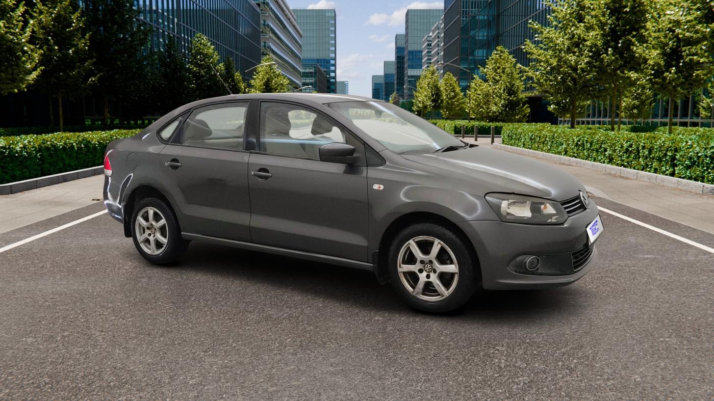 2013 Volkswagen Vento HIGHLINE 1.6 MPI, Petrol, Manual, 64,276 km, Right Front Diagonal