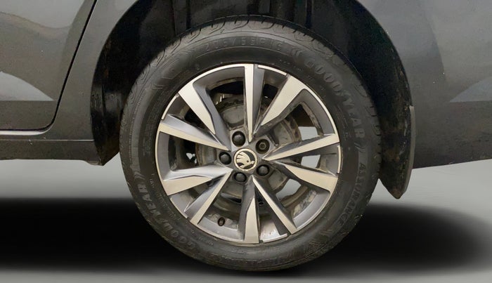 2022 Skoda SLAVIA STYLE 1.5L TSI MT, Petrol, Manual, 41,251 km, Left Rear Wheel