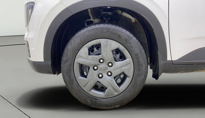 2024 Hyundai VENUE SX 1.2 PETROL, Petrol, Manual, 55,647 km, Left Front Wheel