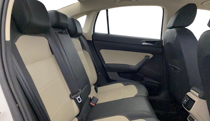 2022 Skoda SLAVIA STYLE 1.5L TSI MT, Petrol, Manual, 17,788 km, Right Side Rear Door Cabin