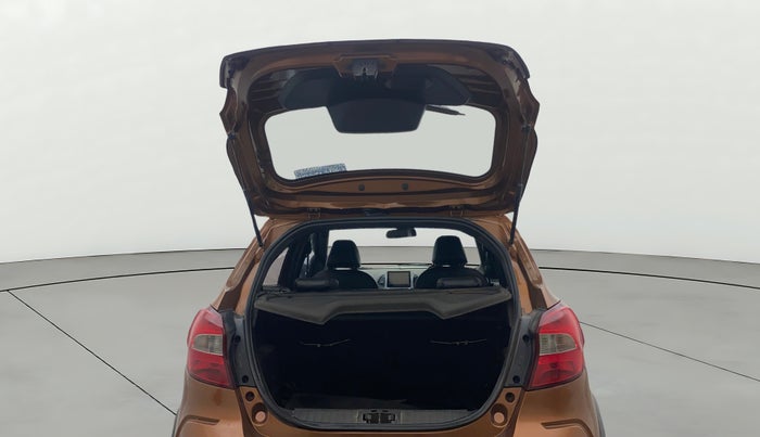 2018 Ford FREESTYLE TITANIUM 1.5 DIESEL, Diesel, Manual, 78,288 km, Boot Open Zoomed View