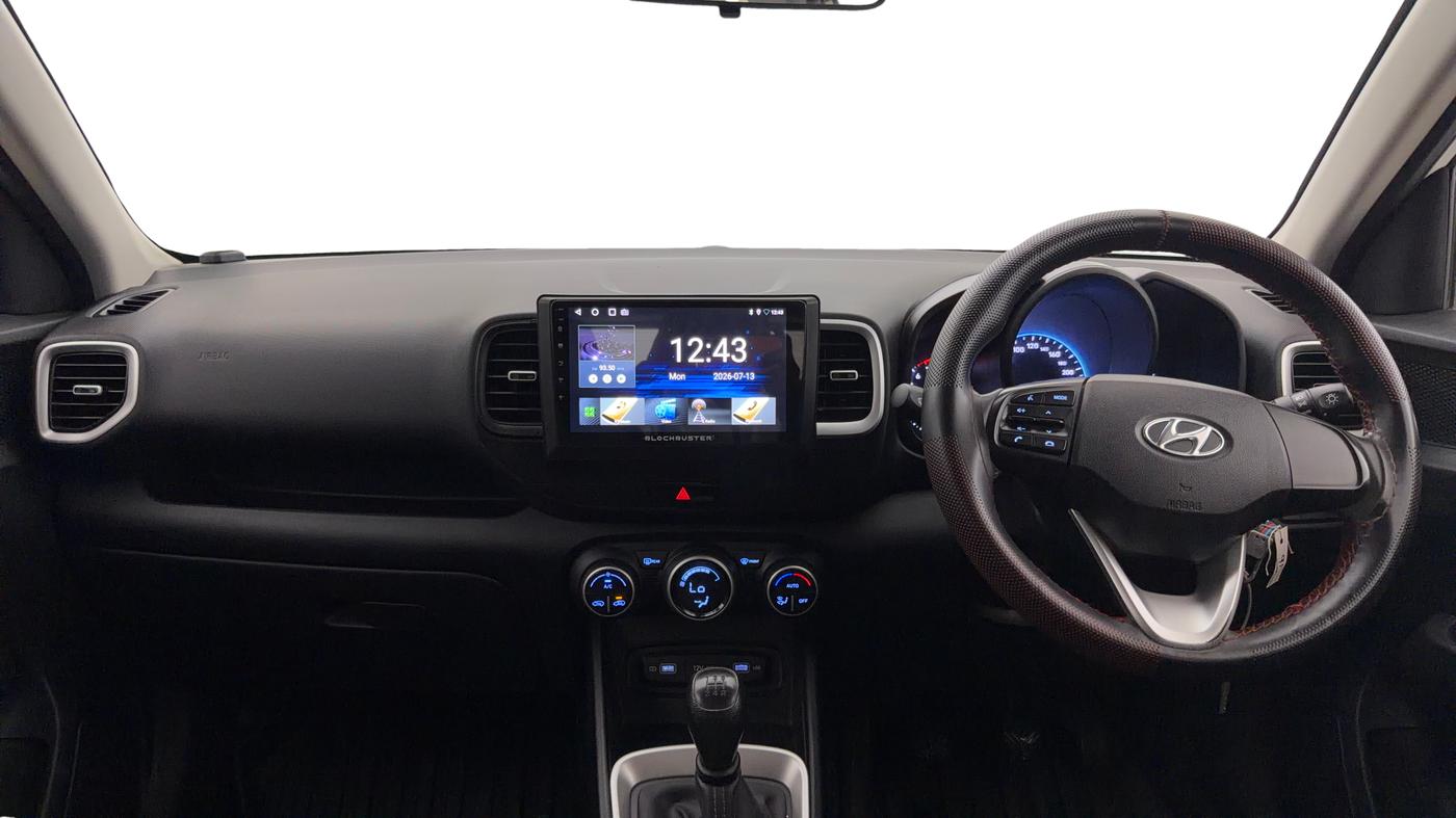 2021 Hyundai VENUE S+ 1.2, Petrol, Manual, 48,136 km, Dashboard