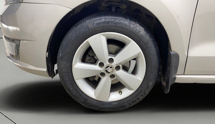 2017 Skoda Rapid STYLE 1.6 MPI, Petrol, Manual, 1,26,040 km, Left Front Wheel