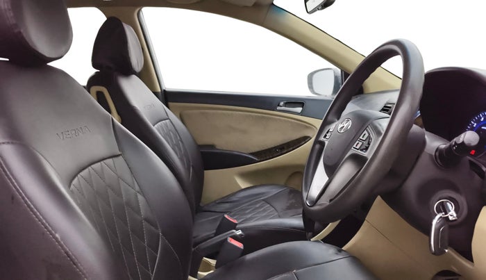 2016 Hyundai Verna FLUIDIC 4S 1.6 VTVT S AT, Petrol, Automatic, 78,631 km, Right Side Front Door Cabin