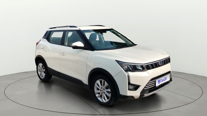 2020 Mahindra XUV300 W8 1.5 DIESEL AMT, Diesel, Automatic, 43,188 km, Right Front Diagonal