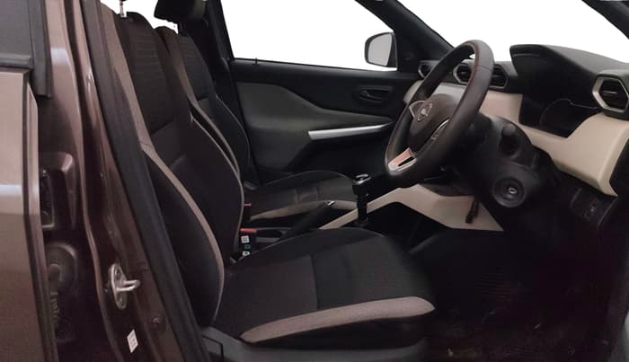 2022 Nissan MAGNITE XE, Petrol, Manual, 37,354 km, Right Side Front Door Cabin