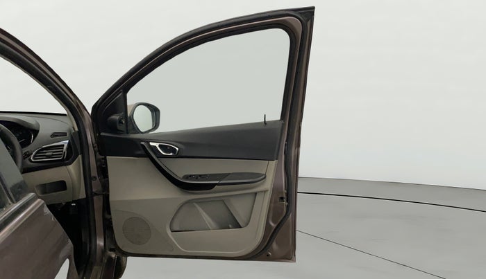 2018 Tata Tiago XZA PETROL, Petrol, Automatic, 68,178 km, RHS Front Door