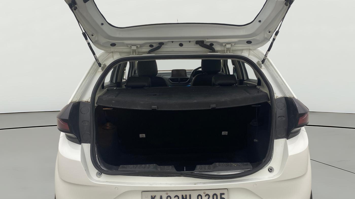 2021 Tata ALTROZ XZ PLUS DIESEL, Diesel, Manual, 47,791 km, Boot Open Zoomed View
