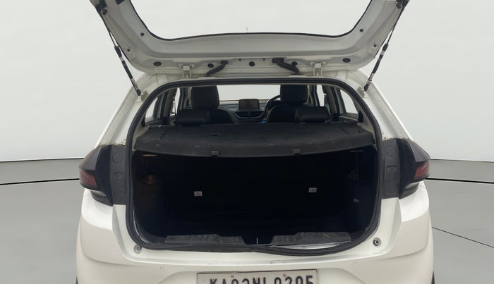 2021 Tata ALTROZ XZ PLUS DIESEL, Diesel, Manual, 48,136 km, Boot Open Zoomed View