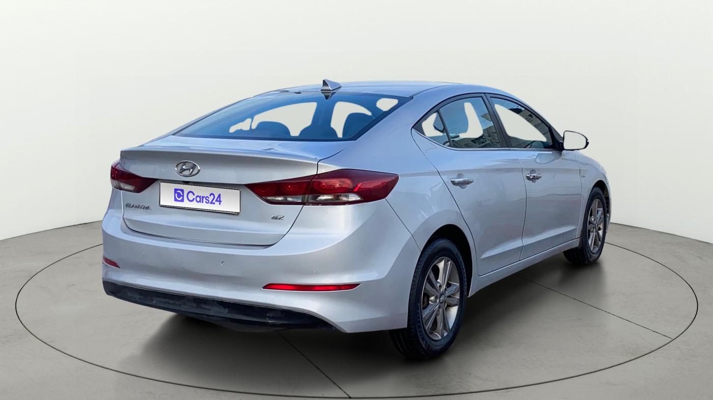 2018 Hyundai New Elantra 2.0 SX(O) AT PETROL, Petrol, Automatic, 1,36,426 km, Right Back Diagonal