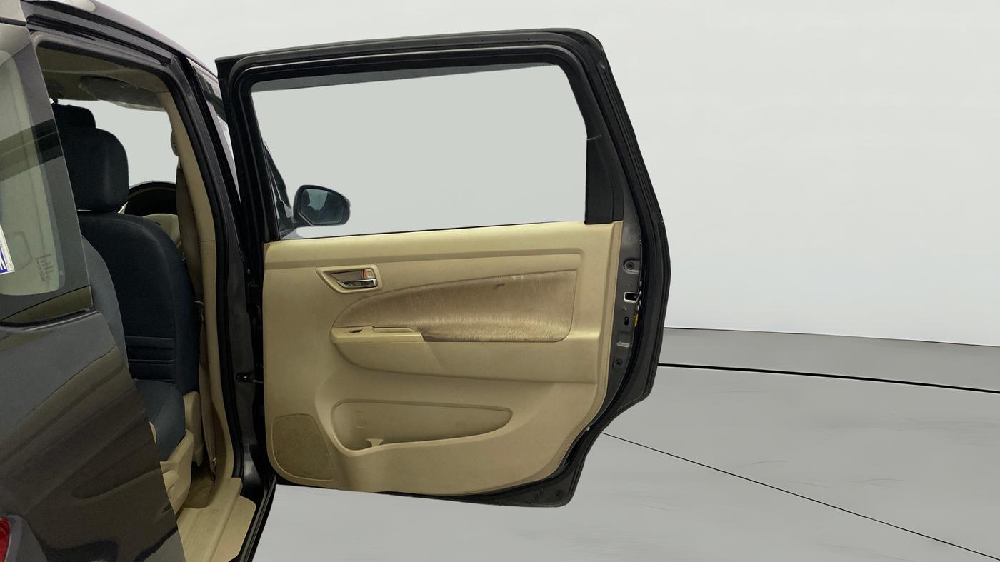 2014 Maruti Ertiga VXI, Petrol, Manual, 90,383 km, RHS Rear Door