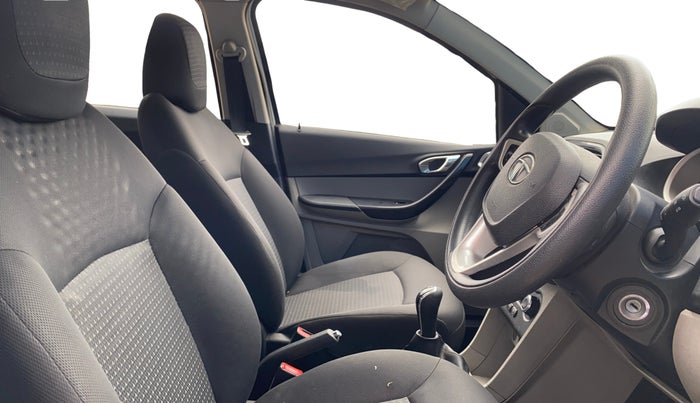 2016 Tata Tiago XZ PETROL, Petrol, Manual, 52,258 km, Right Side Front Door Cabin