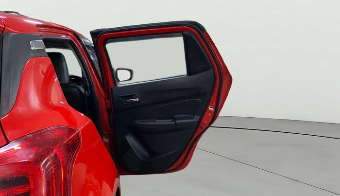 2018 Maruti Swift VXI, Petrol, Manual, 37,239 km, RHS Rear Door