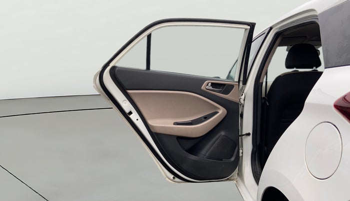 2015 Hyundai Elite i20 SPORTZ 1.2, CNG, Manual, 80,669 km, LHS Rear Door