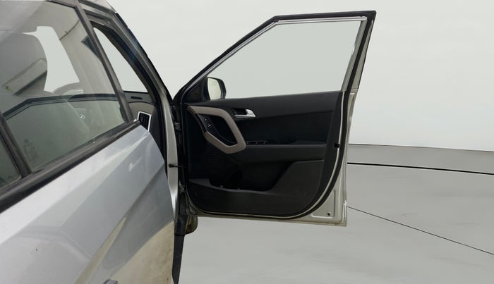 2018 Hyundai Creta SX 1.6 PETROL, Petrol, Manual, 85,882 km, RHS Front Door