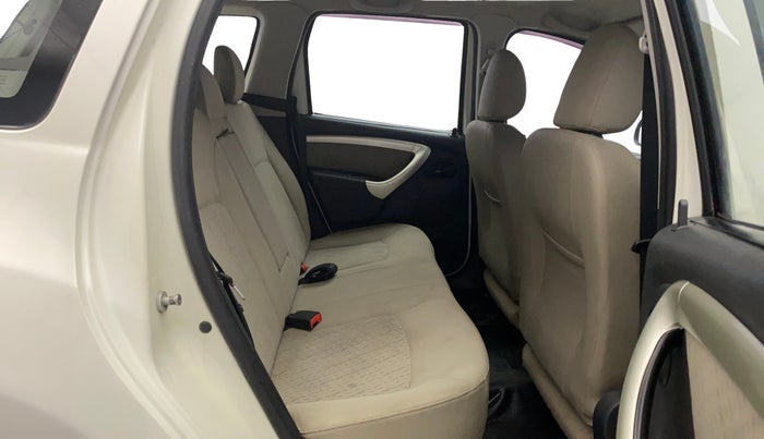 2014 Renault Duster 85 PS RXL PLUS DIESEL, Diesel, Manual, 76,863 km, Right Side Rear Door Cabin