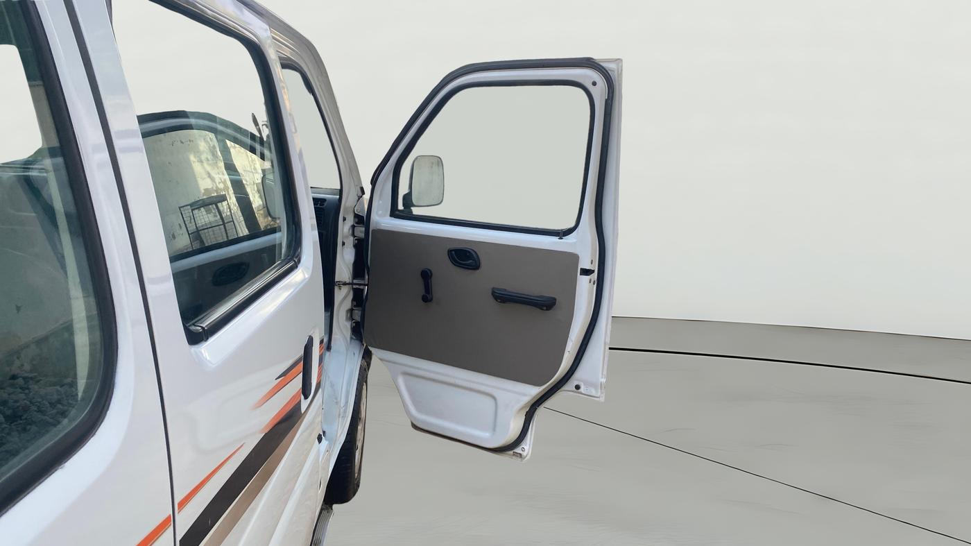 2020 Maruti Eeco 7 STR, Petrol, Manual, 44,990 km, RHS Front Door