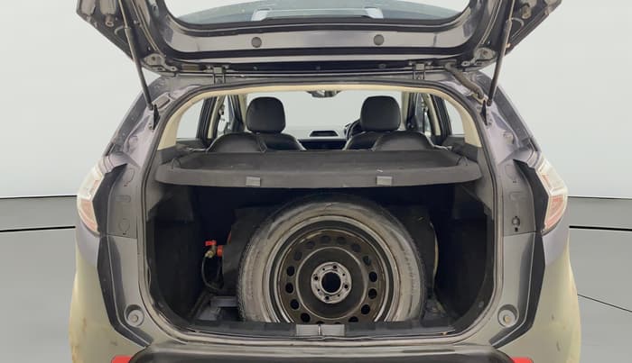 2018 Tata NEXON XM PETROL, CNG, Manual, 1,20,081 km, Boot Open Zoomed View