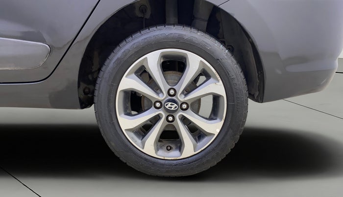 2015 Hyundai Xcent SX AT 1.2 (O), Petrol, Automatic, 57,402 km, Left Rear Wheel