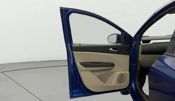 2020 Renault TRIBER RXZ, Petrol, Manual, 39,161 km, LHS Front Door